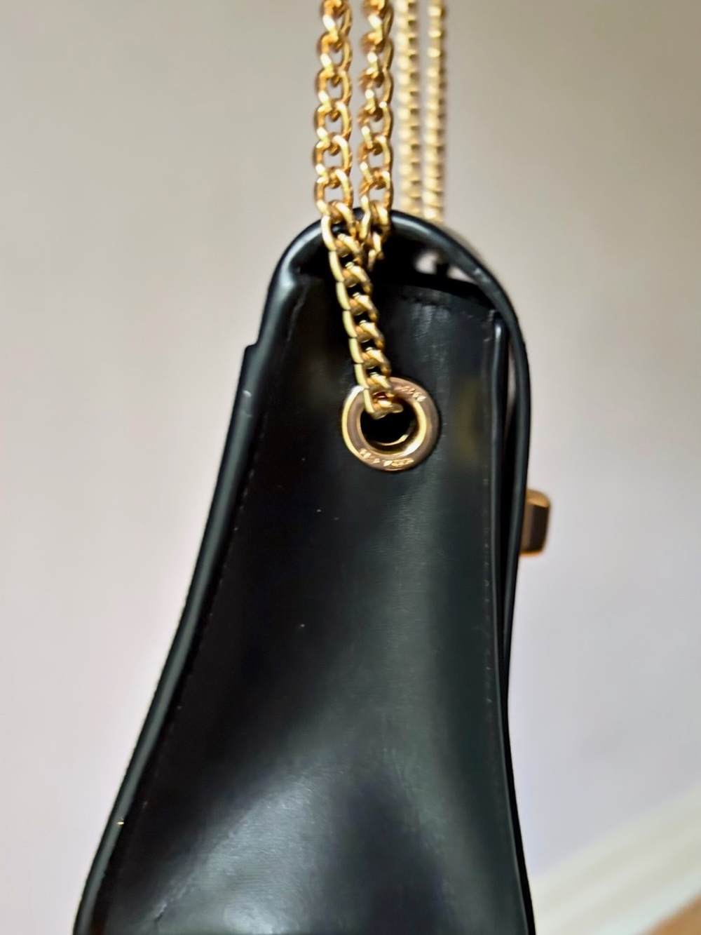 Excellent Condition Coach Black Calf Leather Bowery Bag With Gold Hardware - Picture 14 of 15